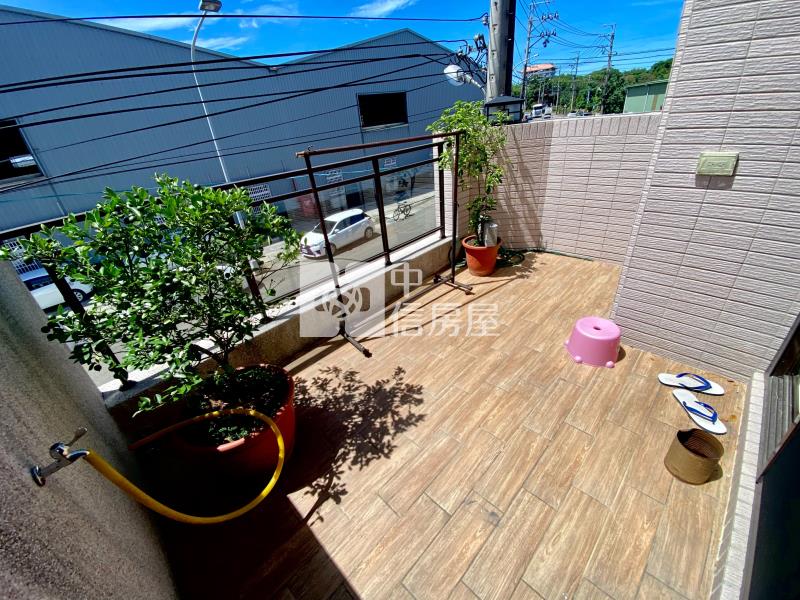 神岡輕屋齡大地坪邊間透天房屋室內格局與周邊環境
