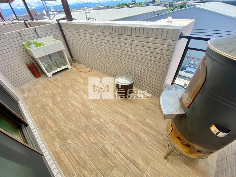 神岡輕屋齡大地坪邊間透天房屋室內格局與周邊環境