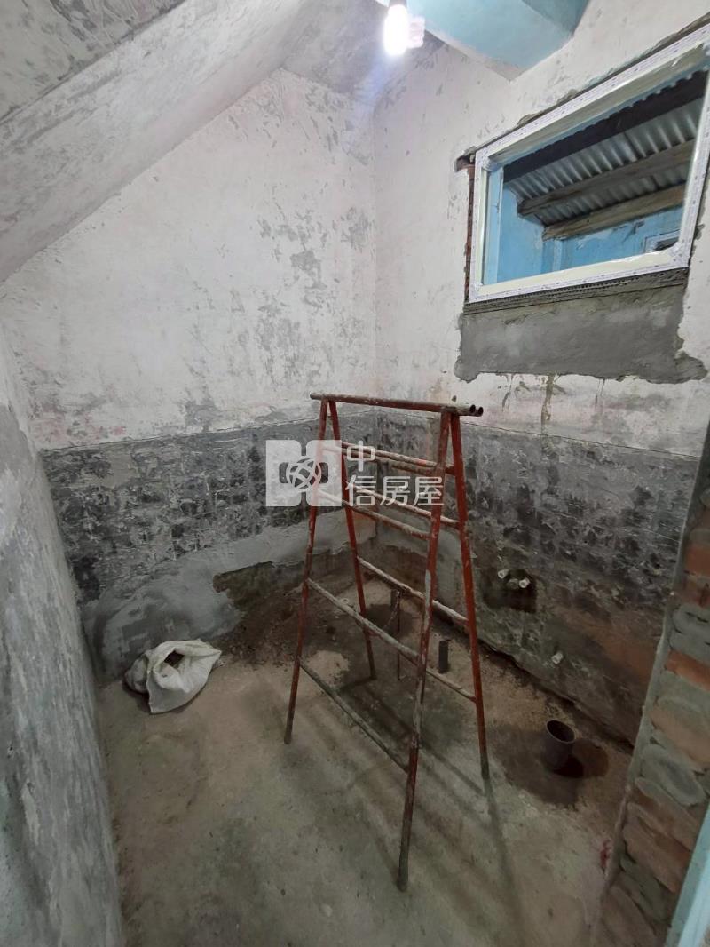 平鎮近家樂福全新整理2+1房美透天房屋室內格局與周邊環境