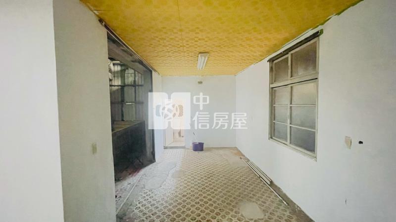 宜蘭市正中山路上20米大面寬農舍房屋室內格局與周邊環境