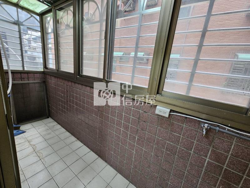 桃園北門國小旁電梯大兩房雙衛浴房屋室內格局與周邊環境