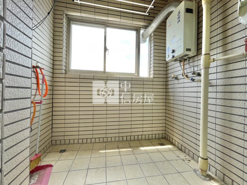 正埔心市區.四維商圈景觀1+1房+車位房屋室內格局與周邊環境