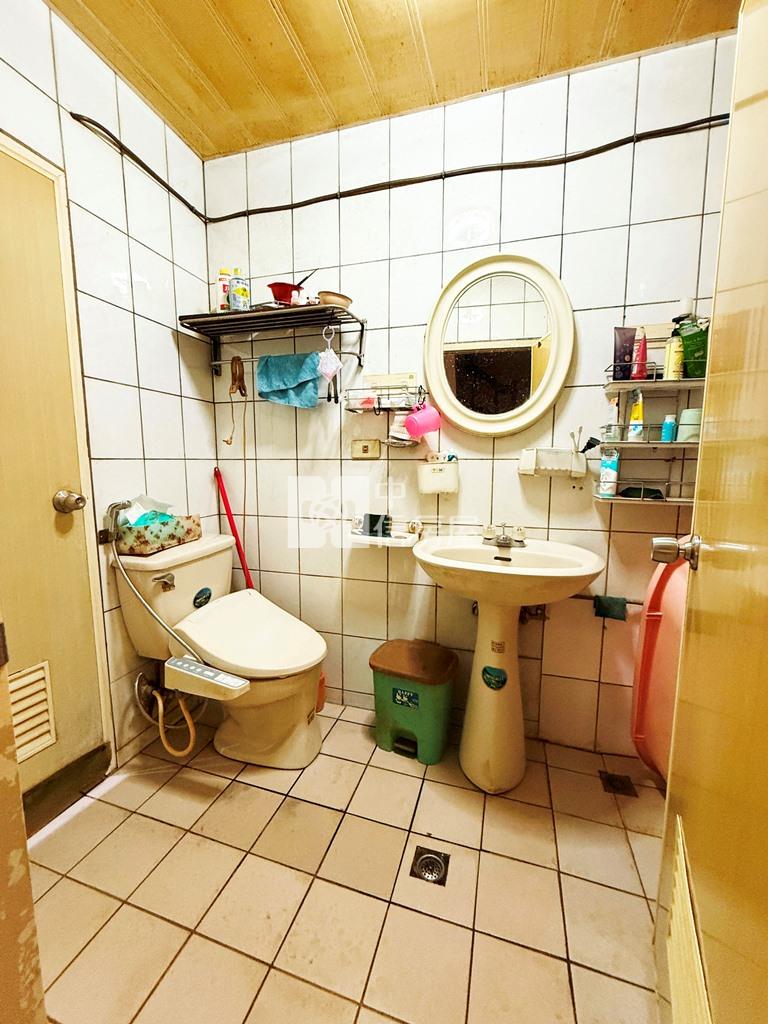 【新世紀】平鎮華隆街旁透天房屋室內格局與周邊環境