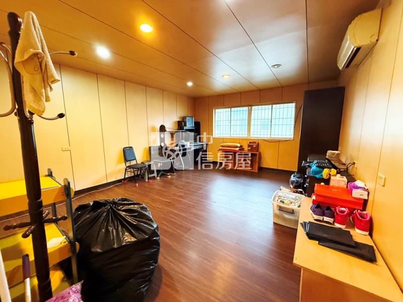 【新世紀】平鎮華隆街旁透天房屋室內格局與周邊環境