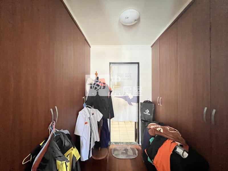 龍潭石門5房大透天房屋室內格局與周邊環境