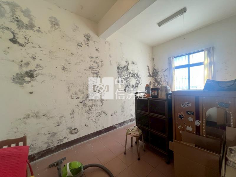 勤益科大靜巷俗透天房屋室內格局與周邊環境