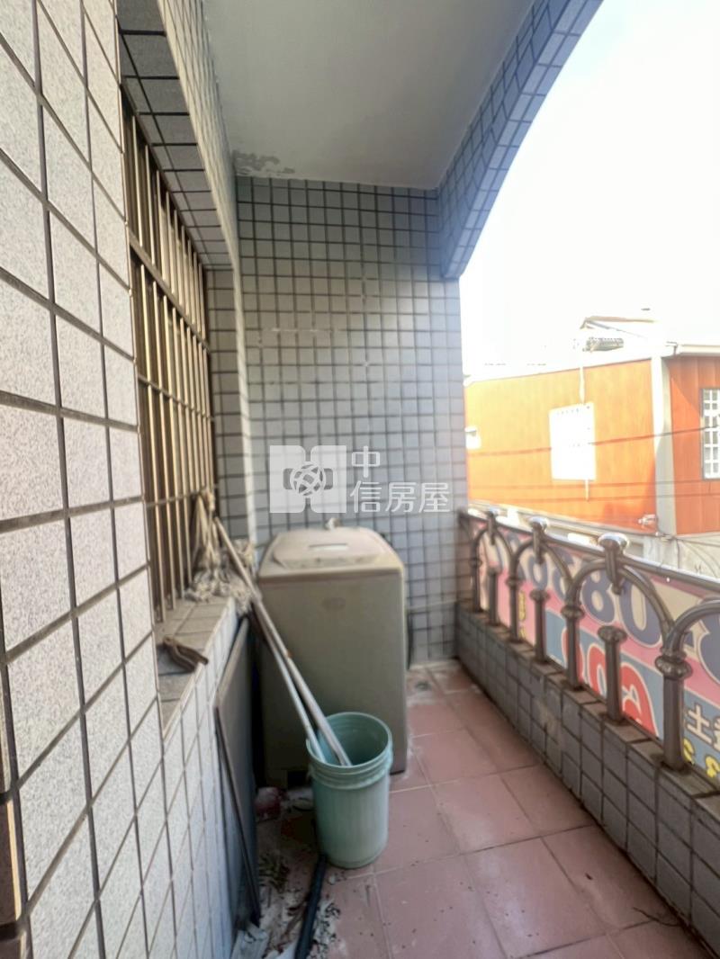 勤益科大靜巷俗透天房屋室內格局與周邊環境