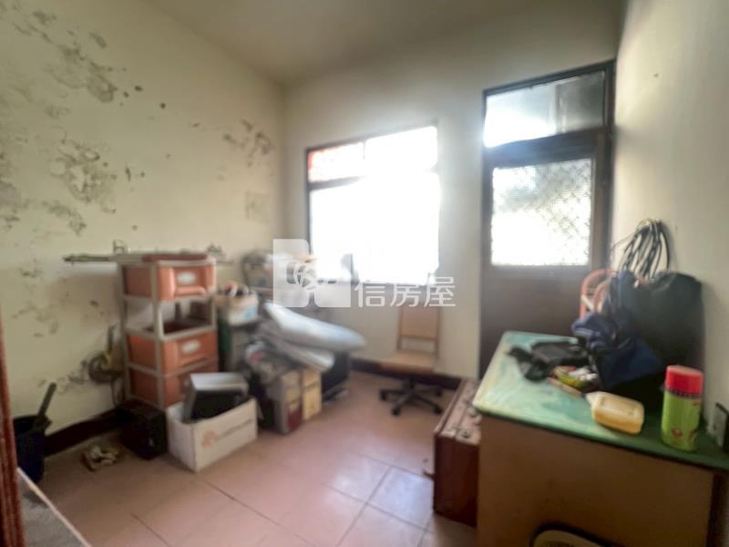 勤益科大靜巷俗透天房屋室內格局與周邊環境
