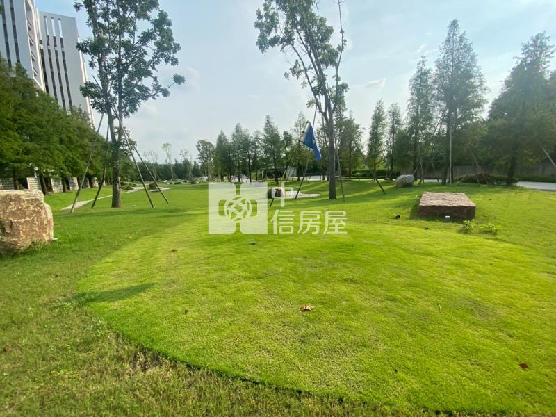 璞璞1期高樓層2房+平車房屋室內格局與周邊環境