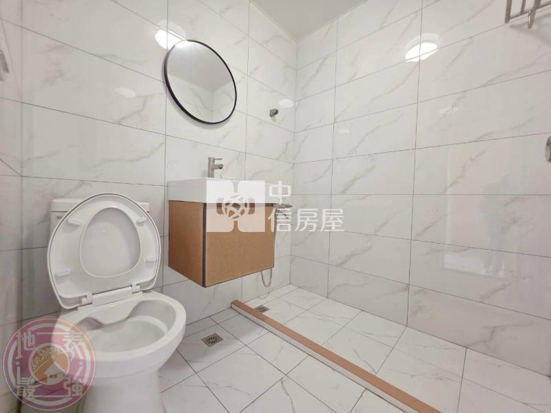近龍科低總價樓中樓美三房房屋室內格局與周邊環境