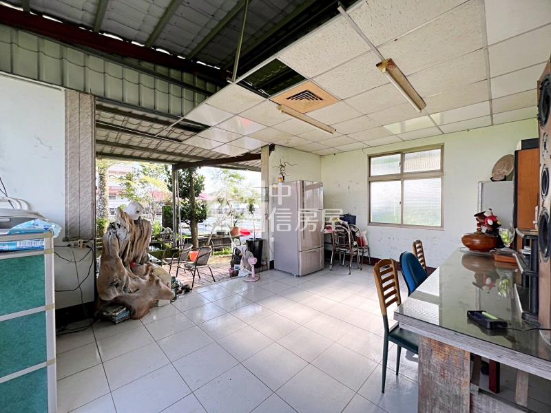 高雄土地 美濃-休閒、養殖都方便房屋室內格局與周邊環境