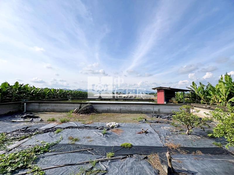 高雄土地 美濃-休閒、養殖都方便房屋室內格局與周邊環境