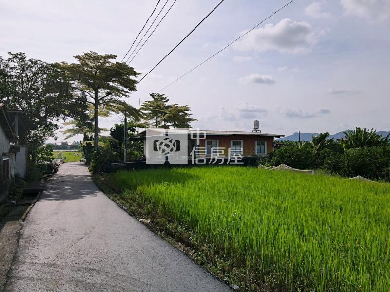 高雄土地 美濃-休閒、養殖都方便房屋室內格局與周邊環境