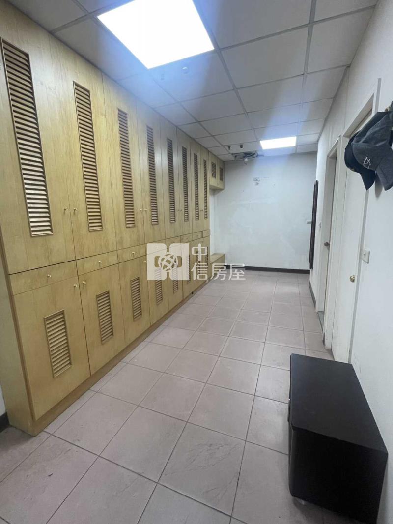 健行科大超大地坪優美別墅房屋室內格局與周邊環境