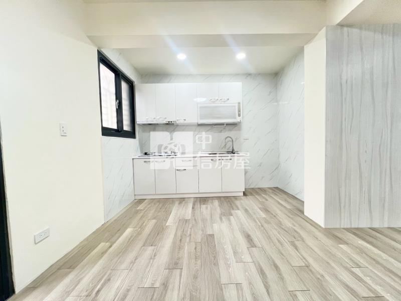 太原車站漂亮大三房房屋室內格局與周邊環境