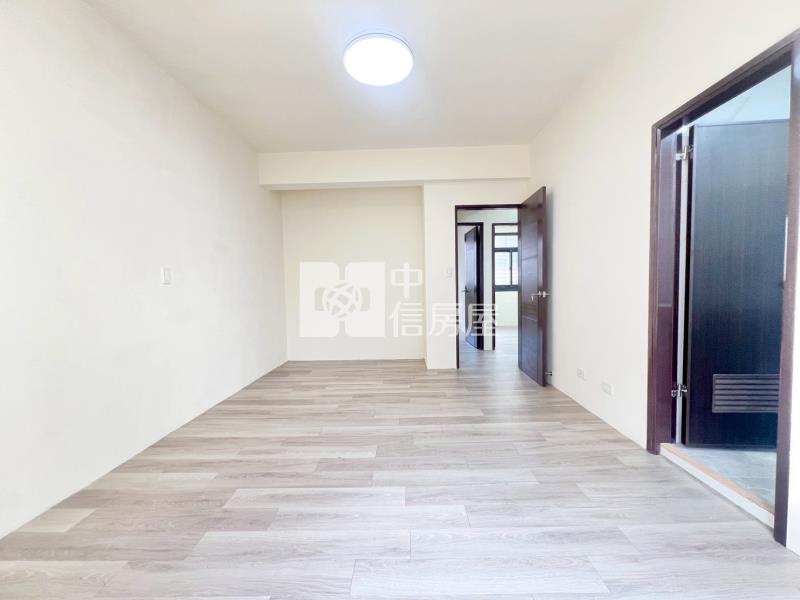 太原車站漂亮大三房房屋室內格局與周邊環境