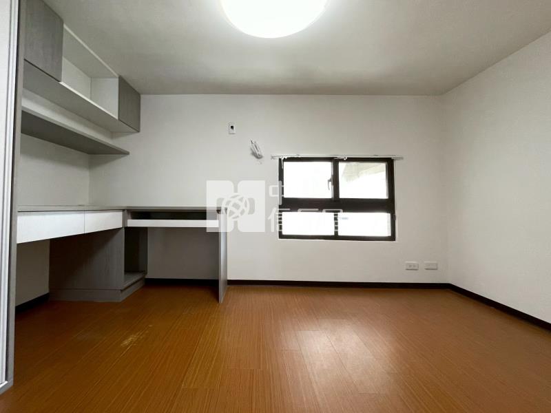 【左岸高第】四房休旅車位|雙公園為鄰房屋室內格局與周邊環境