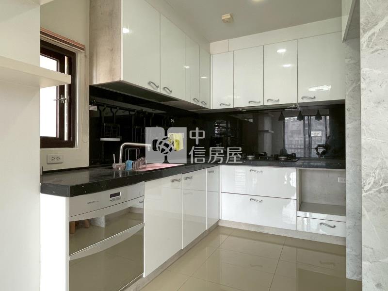 【左岸高第】四房休旅車位|雙公園為鄰房屋室內格局與周邊環境