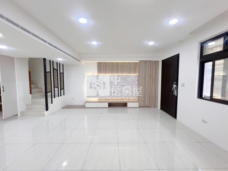 平鎮金陵路整新透天(1)房屋室內格局與周邊環境