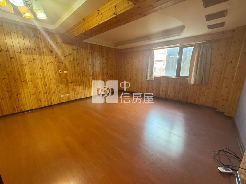 平鎮運動中心美店墅房屋室內格局與周邊環境