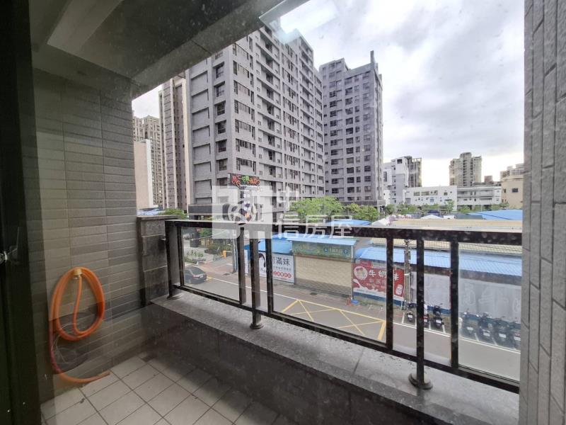 八德合雄M露臺戶三改二房車房屋室內格局與周邊環境