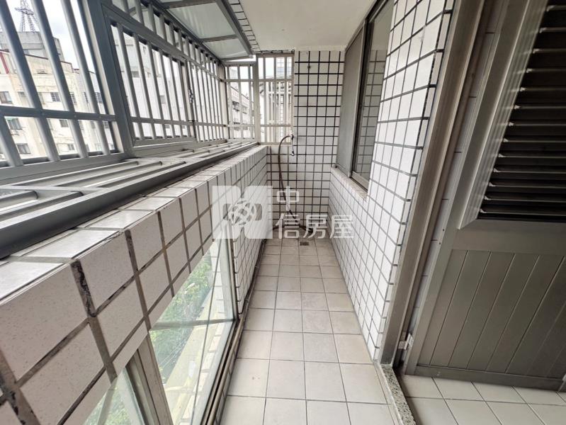 學府世家大里德芳商圈三房平車房屋室內格局與周邊環境