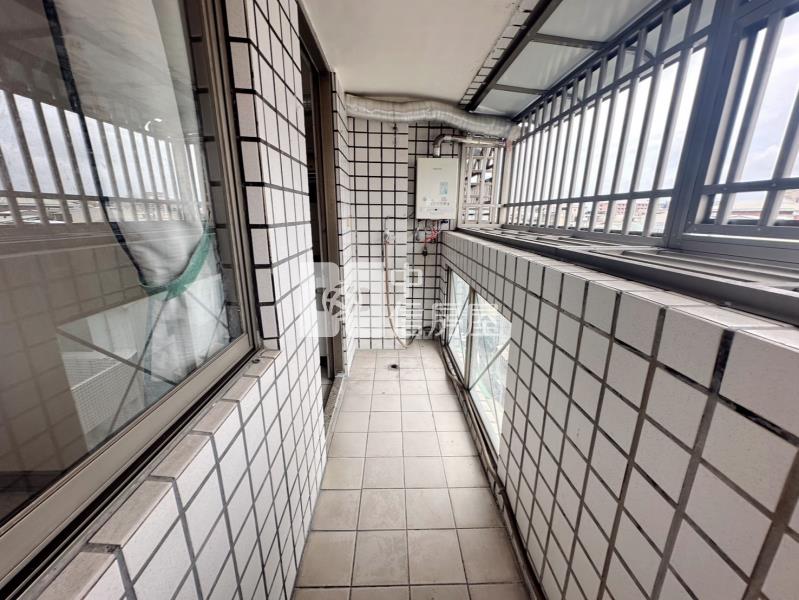 學府世家大里德芳商圈三房平車房屋室內格局與周邊環境