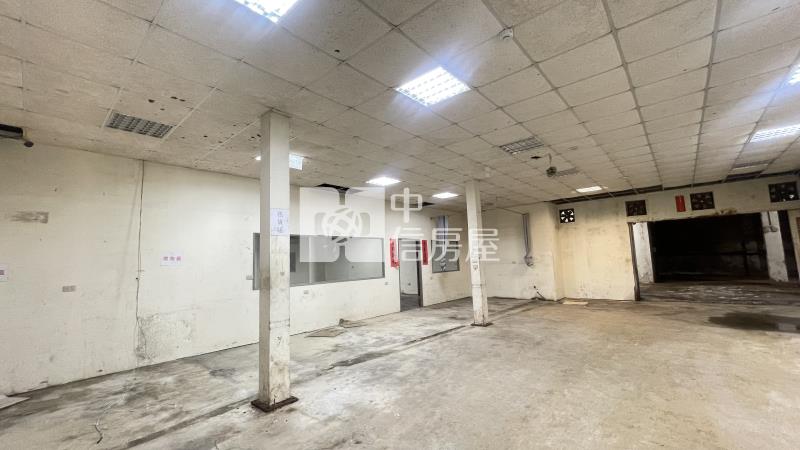 624大武崙工業區內挑高廠辦房屋室內格局與周邊環境