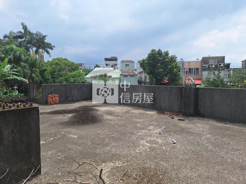 龍潭交流道毛胚農舍房屋室內格局與周邊環境
