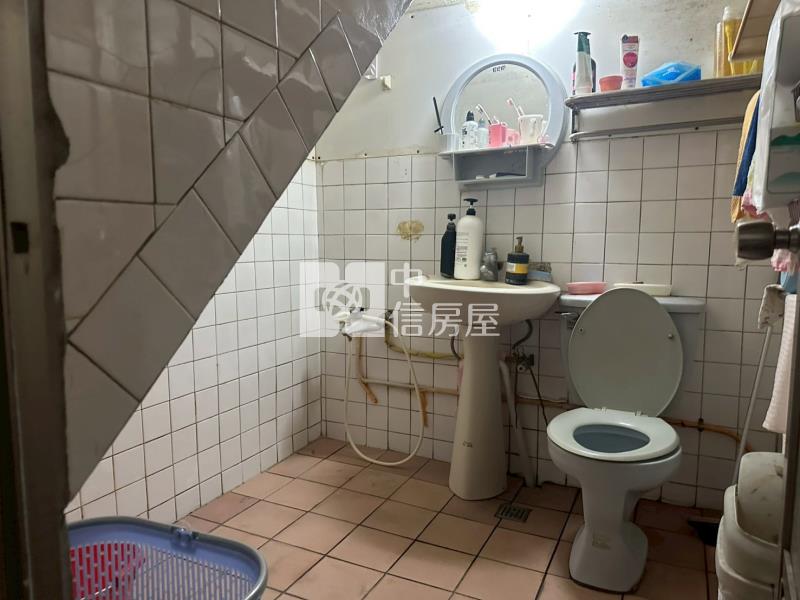 芳苑工業區透天房屋室內格局與周邊環境