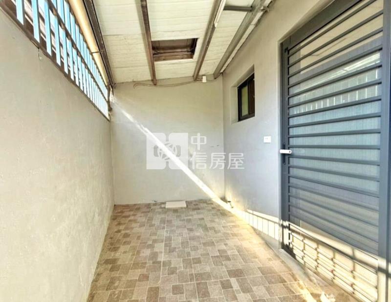 萬巒豬腳街全新大坪數前後雙車超優質孝親店住房屋室內格局與周邊環境