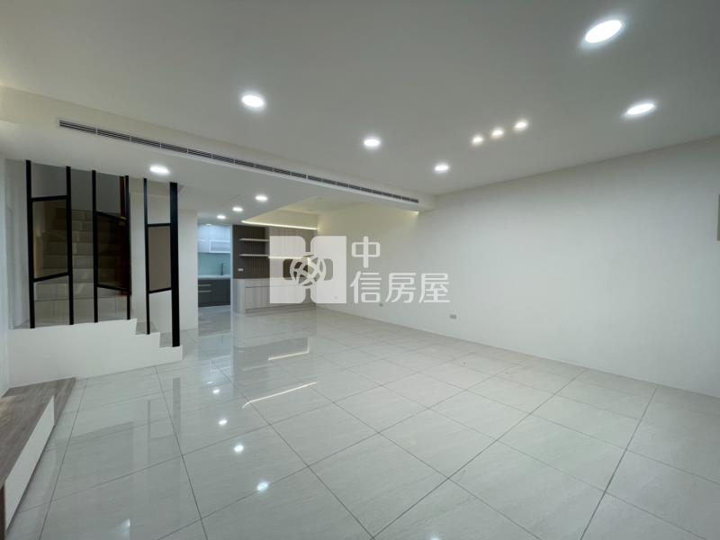 平鎮獅林金陵路獅子林商圈旁整新透天房屋室內格局與周邊環境