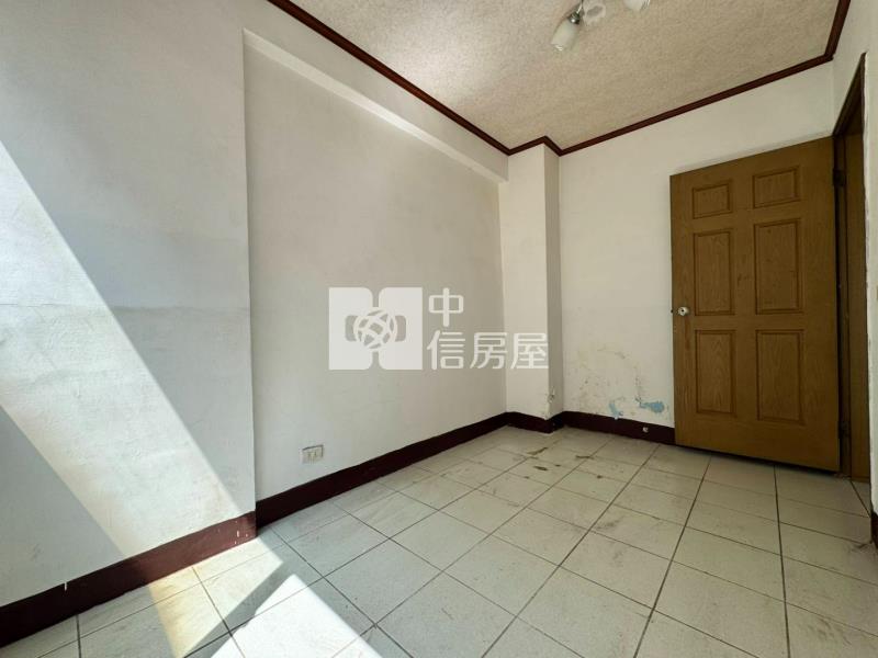 楊梅菓嶺小資別墅~近楊梅交流道 幼獅工業區房屋室內格局與周邊環境