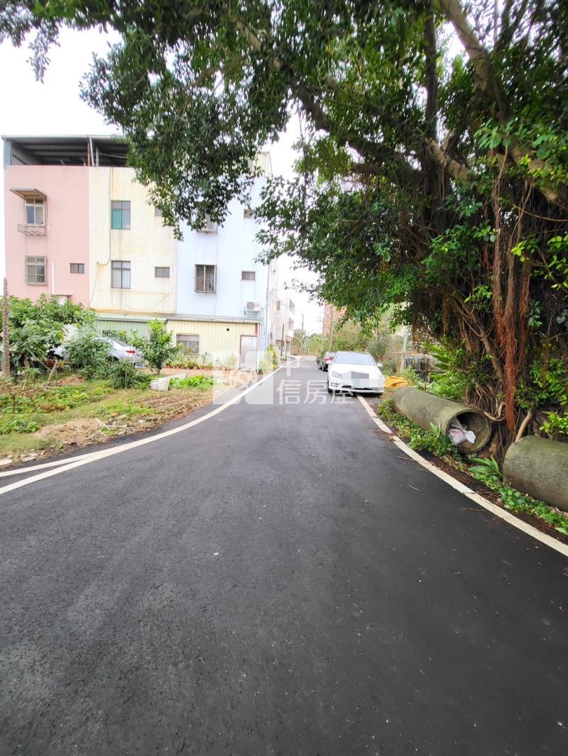 新坡市區旁(雙面臨路)農+建房屋室內格局與周邊環境