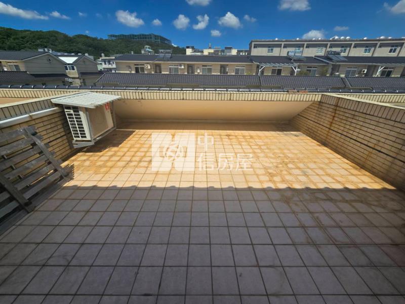 田園詩鄉前院雙車美別墅房屋室內格局與周邊環境