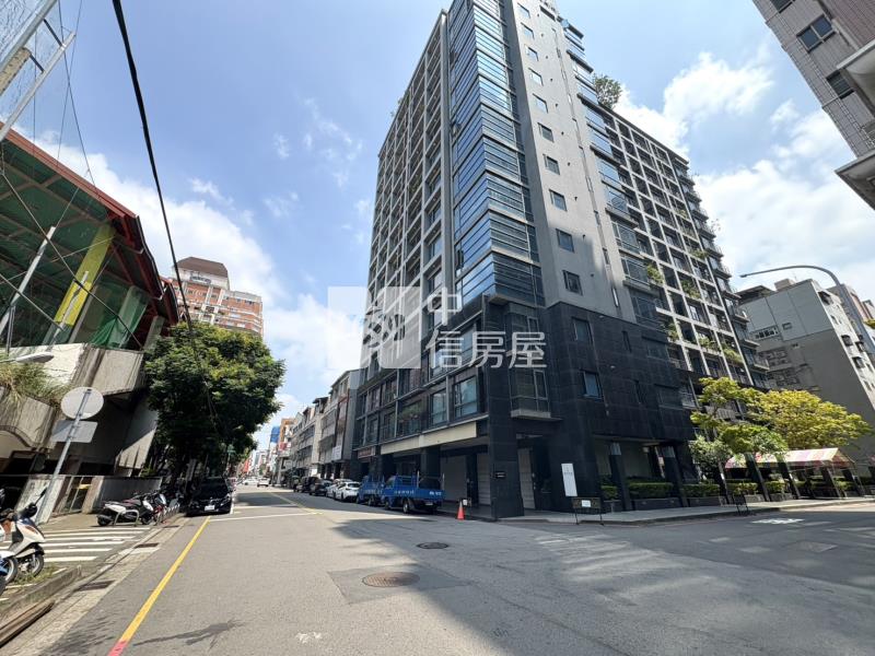寶輝首璽樓中樓雙平車露臺戶房屋室內格局與周邊環境