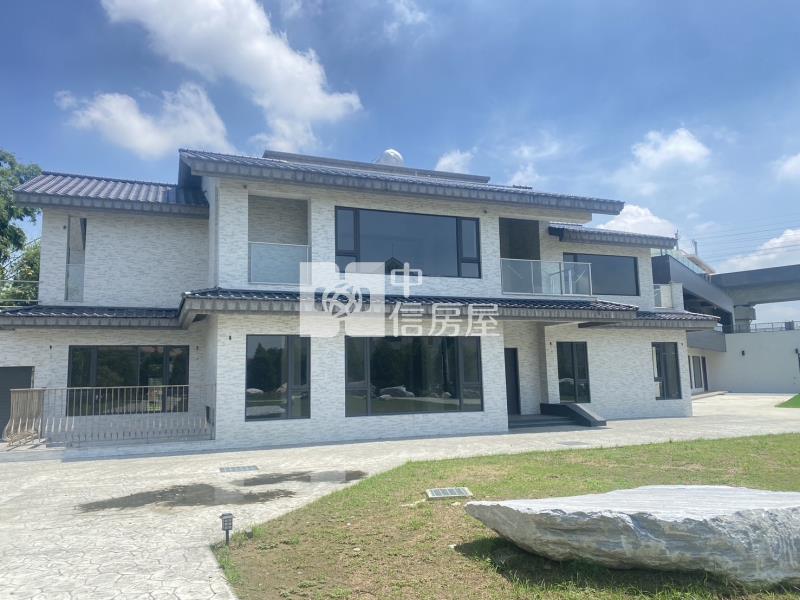 近高鐵日式休閒合法農舍房屋室內格局與周邊環境