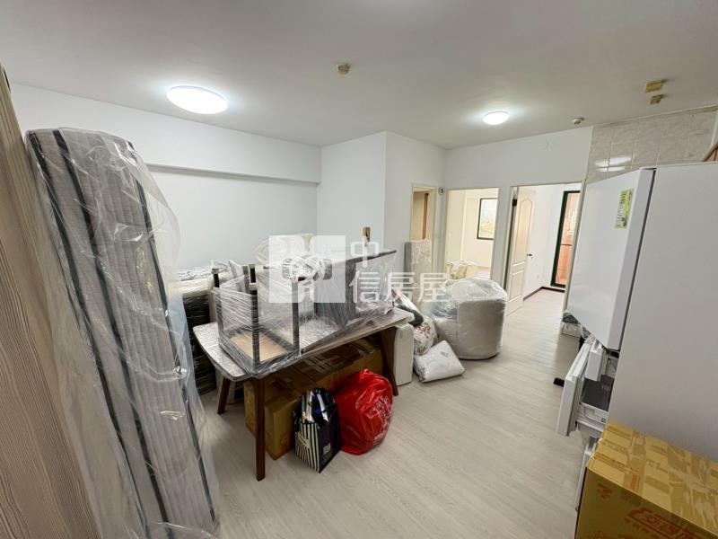 中山醫震後完工美兩房附休旅車位房屋室內格局與周邊環境