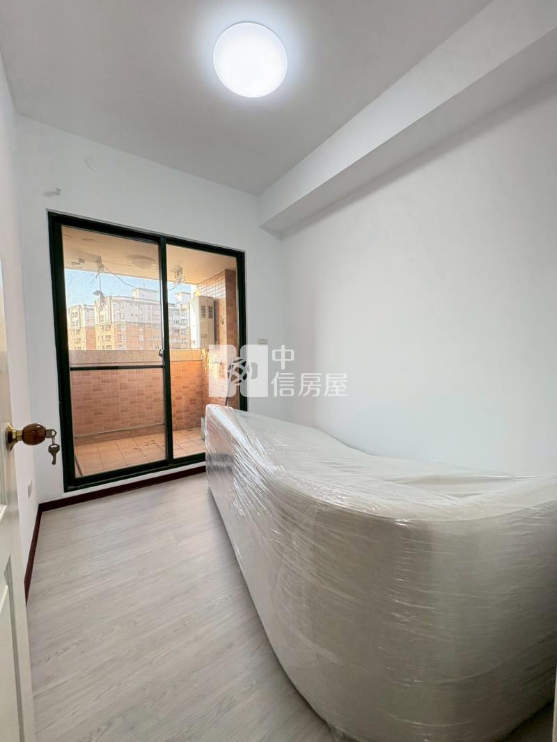 中山醫震後完工美兩房附休旅車位房屋室內格局與周邊環境