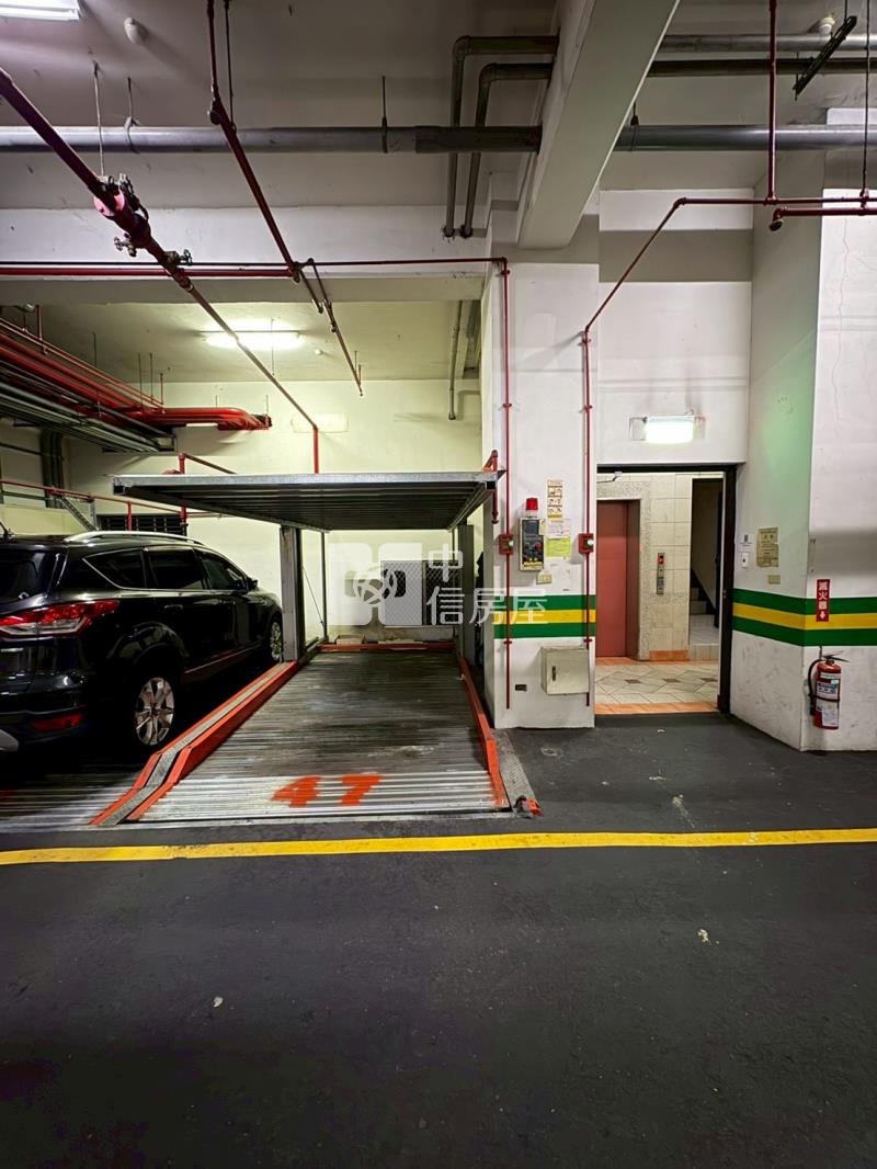 中山醫震後完工美兩房附休旅車位房屋室內格局與周邊環境