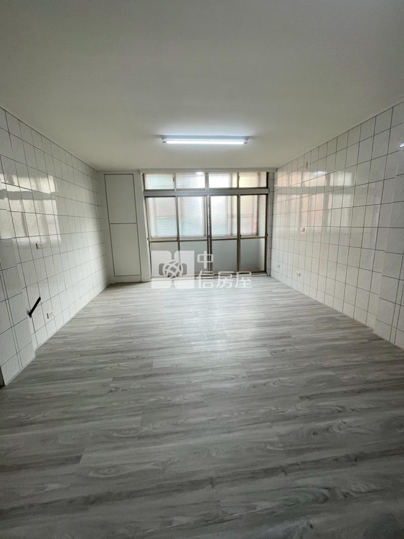 斗六文化路精華地段店面房屋室內格局與周邊環境