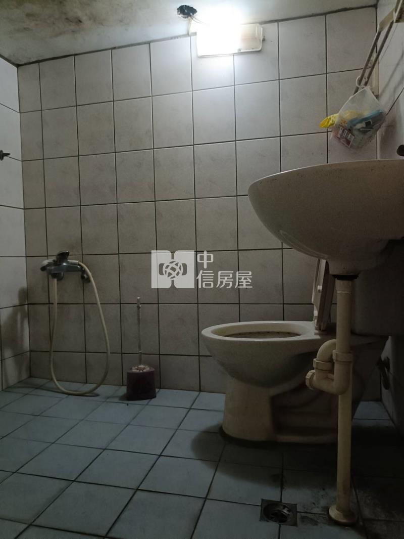 斗六文化路3F加建透天房屋室內格局與周邊環境