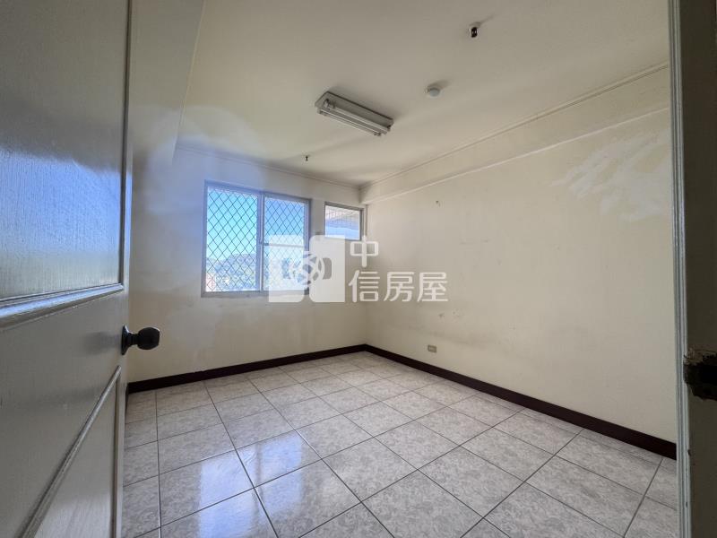 龍騰大地房屋室內格局與周邊環境