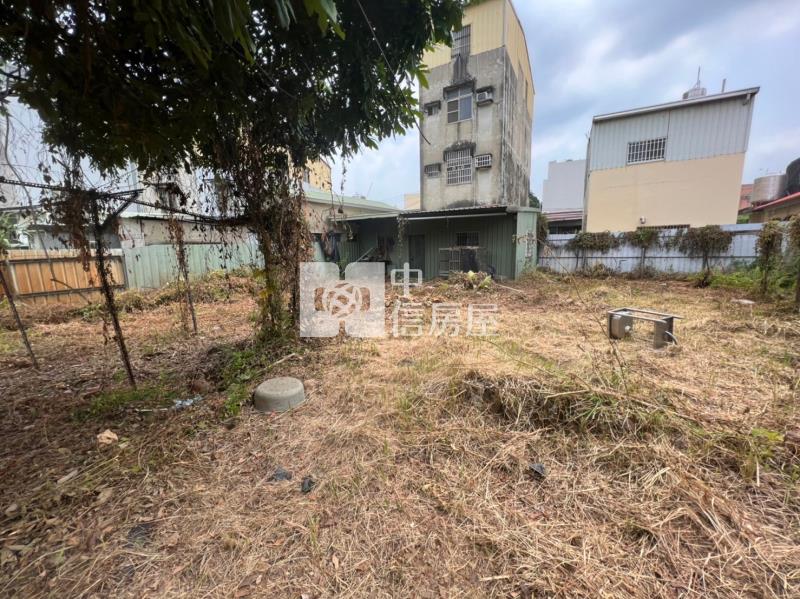 歸仁紅瓦厝建地房屋室內格局與周邊環境
