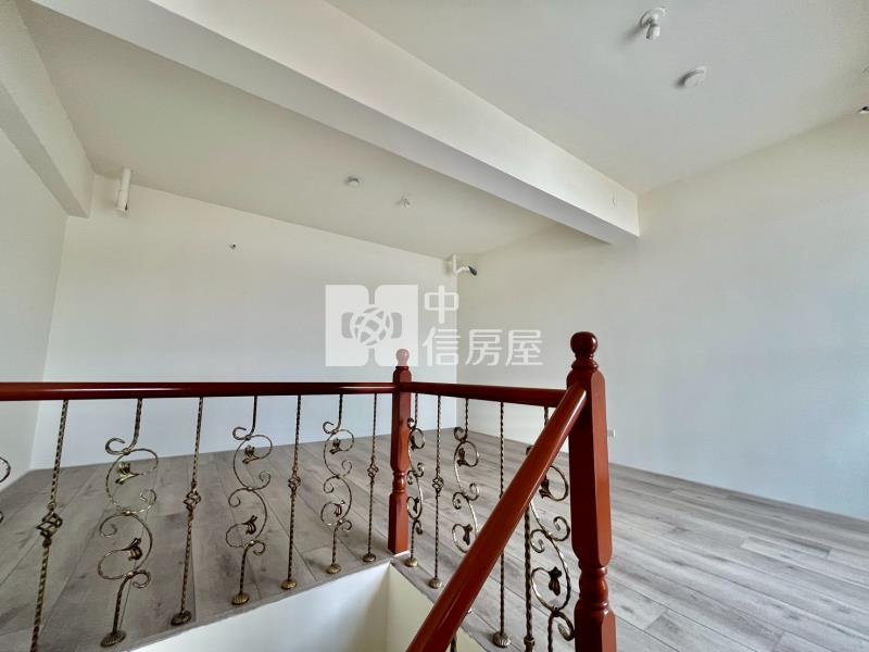 近龍科.德龍國小天然瓦斯雙車位全新社區型別墅房屋室內格局與周邊環境