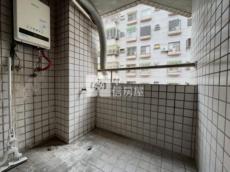 大嶺東中科生活圈｜松天下電梯大三房機上車位房屋室內格局與周邊環境