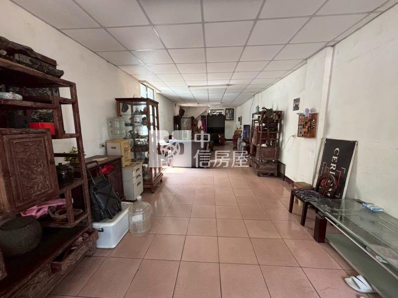 龍潭近市區邊間透天房屋室內格局與周邊環境
