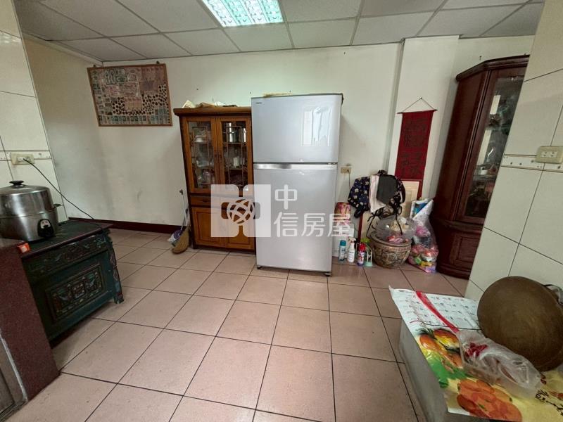龍潭近市區邊間透天房屋室內格局與周邊環境