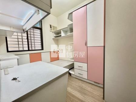 屏東房屋-崇蘭幸福車庫透天房屋室內格局與周邊環境