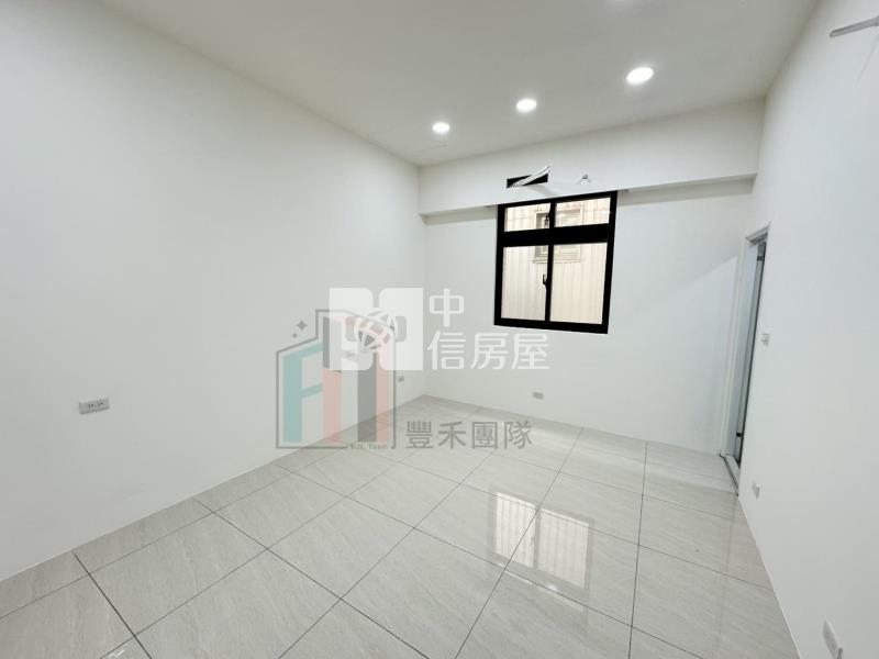 【豐禾】金陵路整新美透天A房屋室內格局與周邊環境